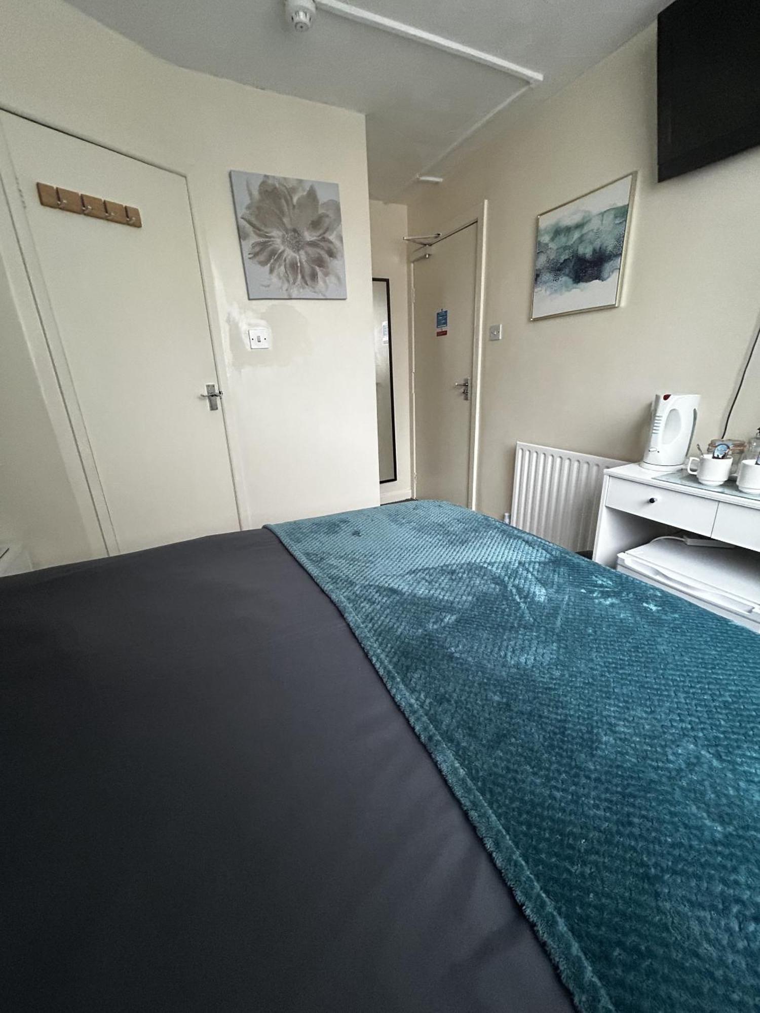 The Inglewood *adults Only* Hotel