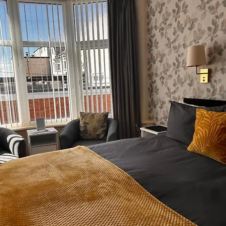 The Inglewood Hotel *Adults Only* Blackpool Exterior photo