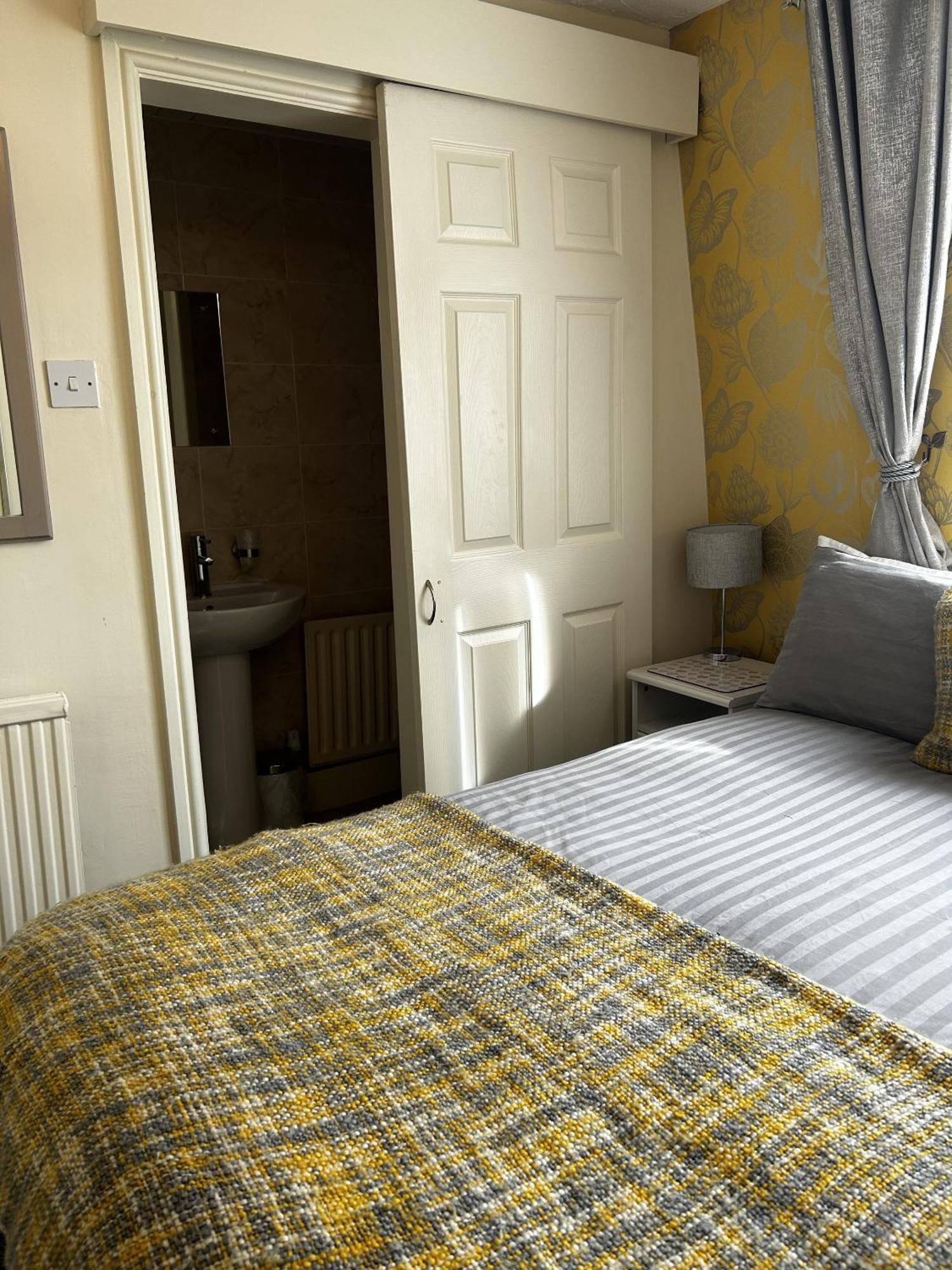 The Inglewood *adults Only* Hotel